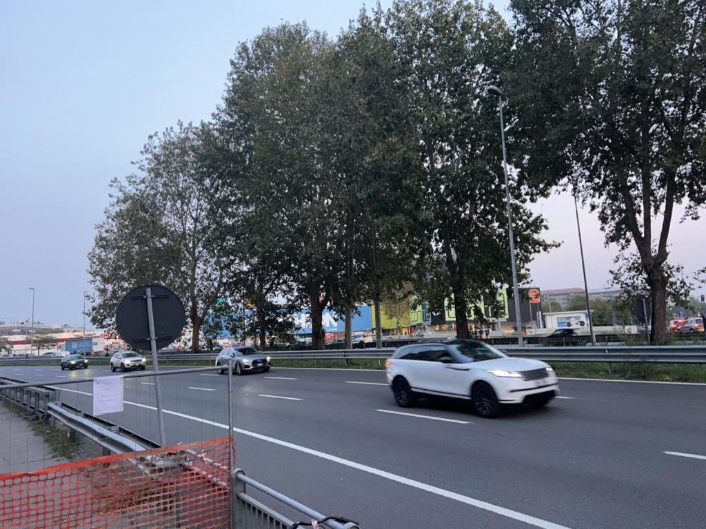 Appartamento A Milano, 17 Minuti Dalla Stazione Centrale Fs Cinisello Balsamo Екстериор снимка